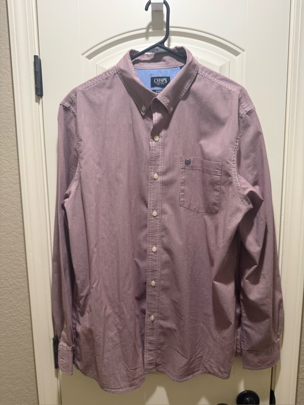 Chaps Men's Button-Down Shirt in Burgundy Gingham